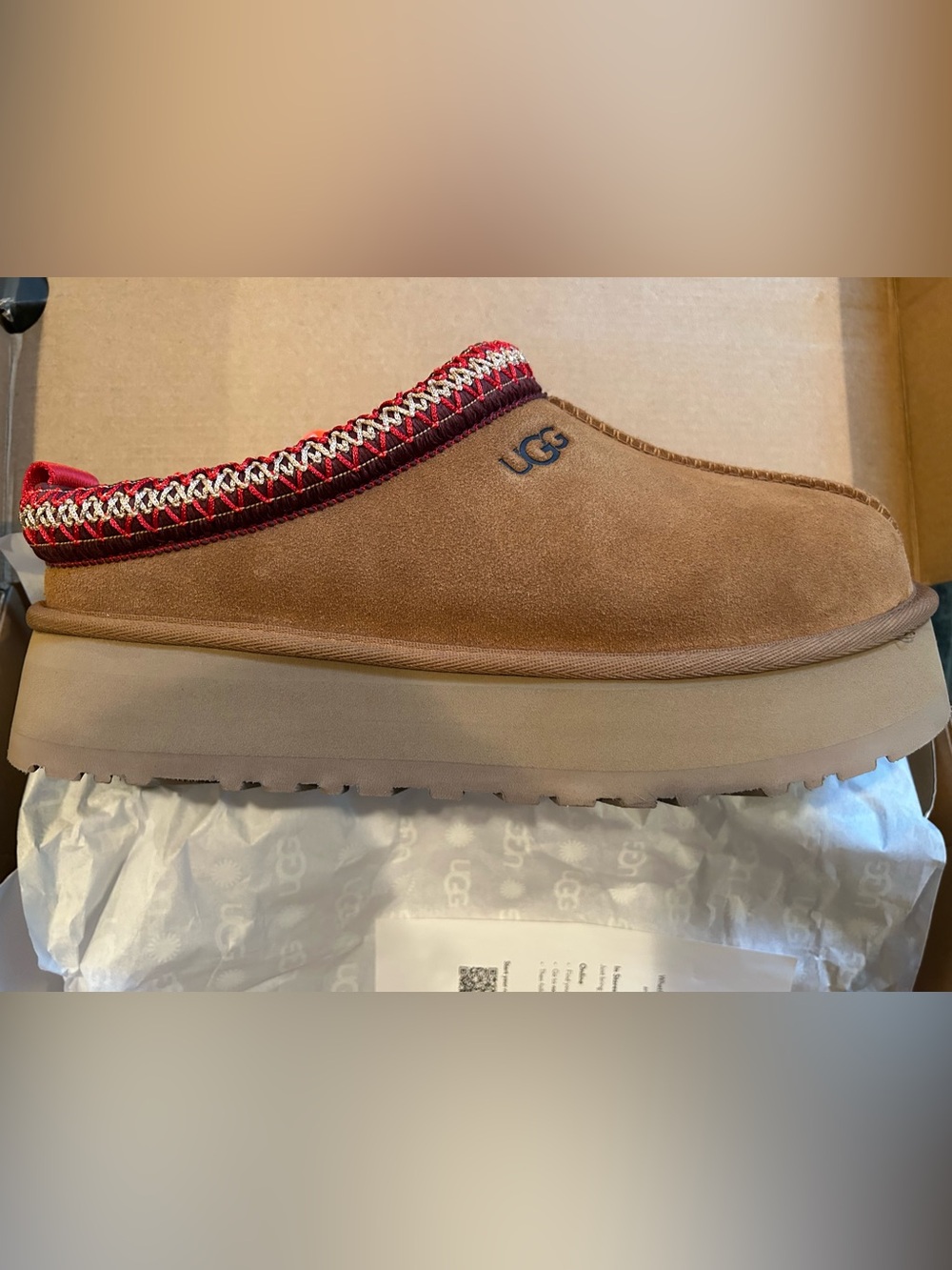 UGG Tazz Slipper Chestnut Women’s Size 9 | New in Box